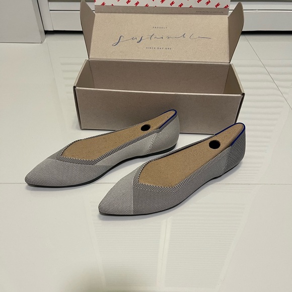 NWT Rothy’s size 9.5, The Point in Gull Gray - Picture 4 of 7